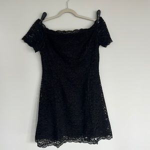 Short lace cocktail dress